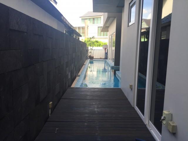 Serangoon Garden Estate (D19), Semi-Detached #121851022